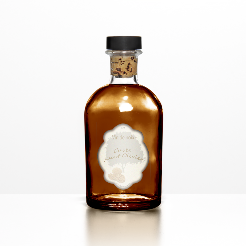 Etiquettes vin de noix par Anaïs Clavel